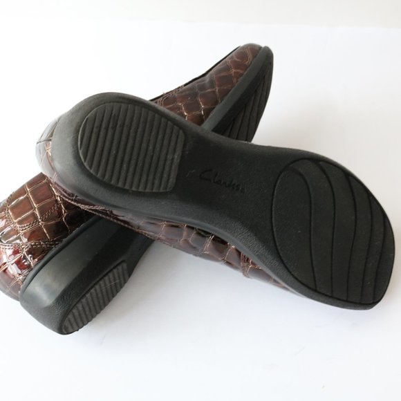 Clarks Loafers - Picture 6 of 7